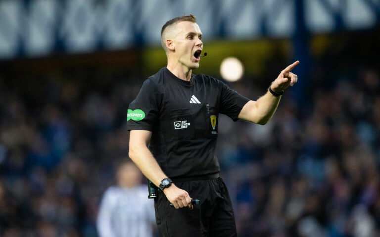 Rangers FC v St. Mirren FC - William Hill Premiership
