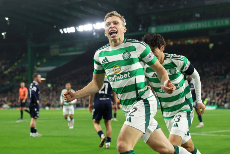 Celtic FC v Dundee FC - William Hill Premiership