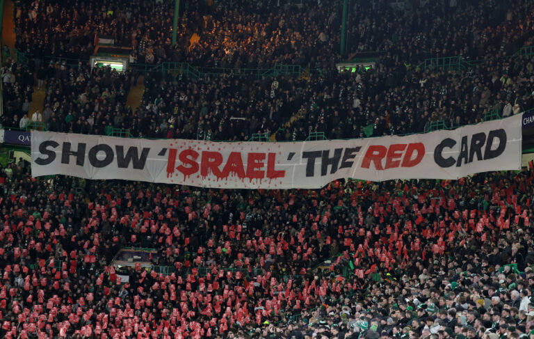 Celtic FC v FC Bayern München - UEFA Champions League 2024/25 League Knockout Play-off First Leg