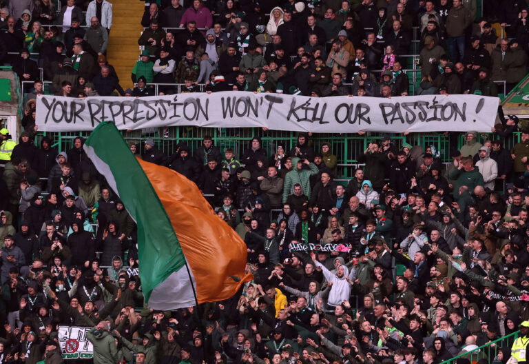 Celtic FC v Heart of Midlothian FC - William Hill Premiership