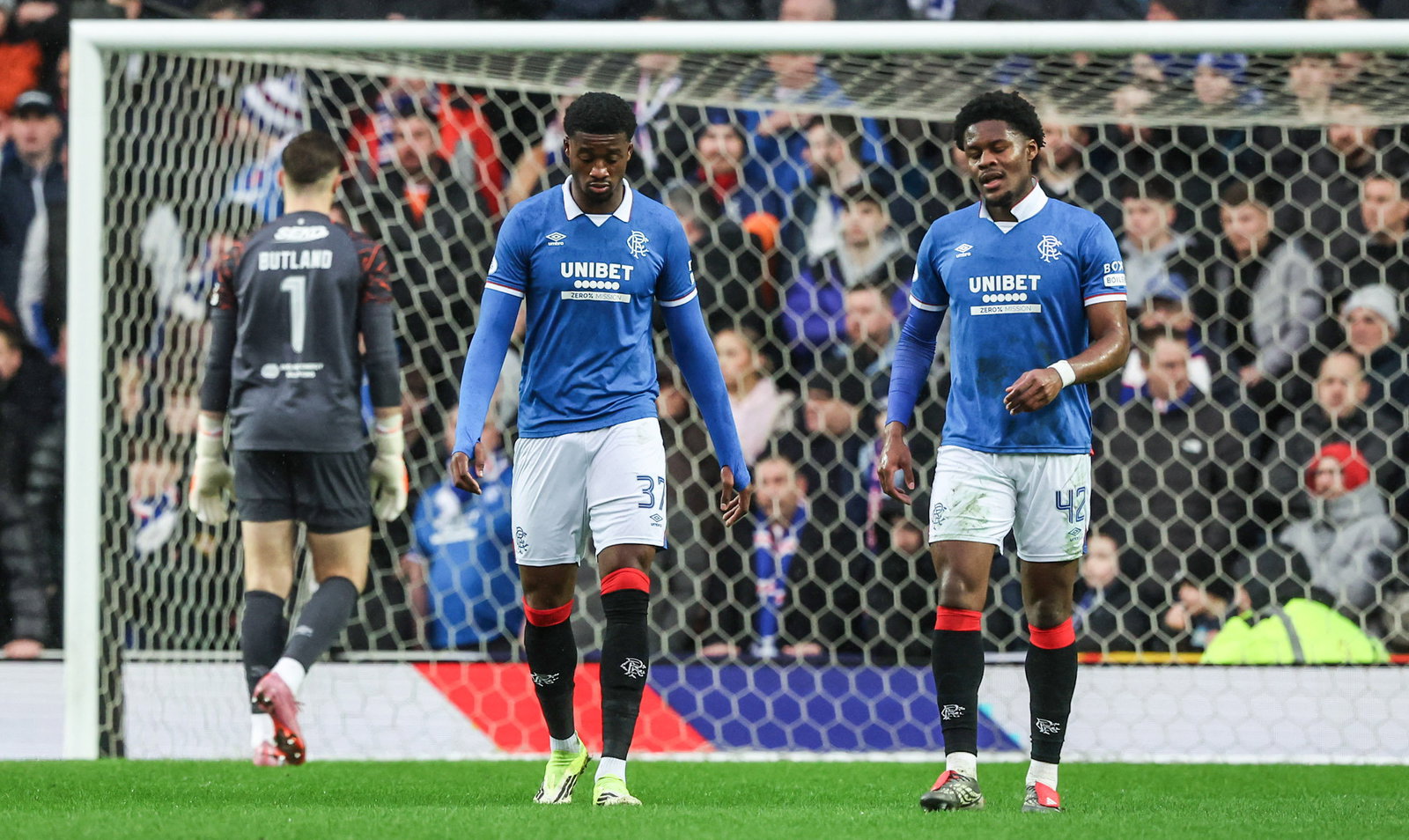 Rangers v Hearts of Midlothian - William Hill Premiership